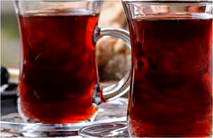 چرا مصرف چای پررنگ مضر است؟